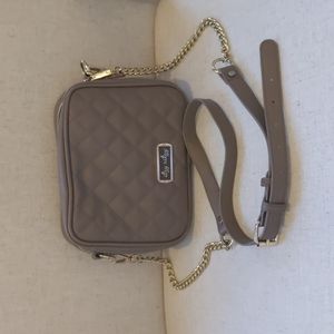 Itzy Ritzy crossbody diaper bag